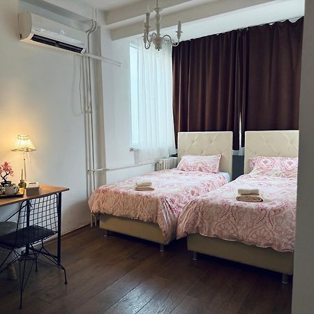 Mother Teresa Apartment Skopje Bagian luar foto
