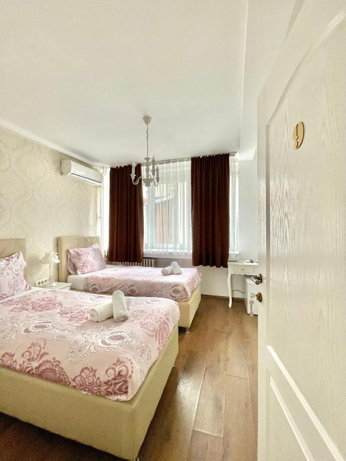 Mother Teresa Apartment Skopje Bagian luar foto