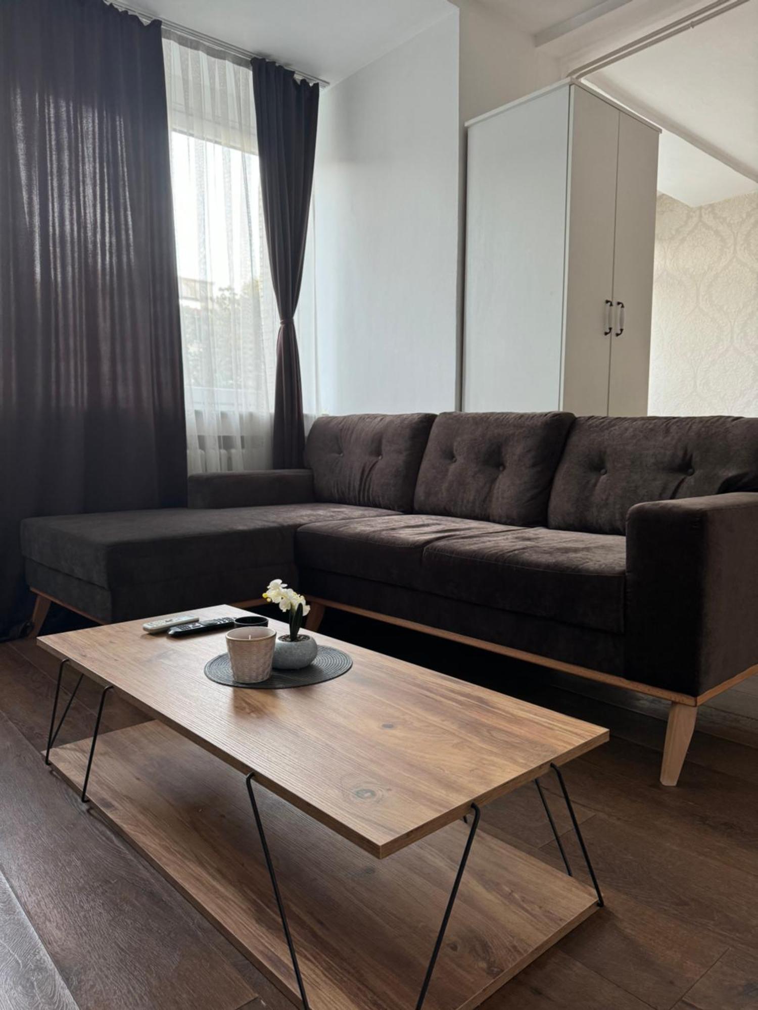 Mother Teresa Apartment Skopje Bagian luar foto